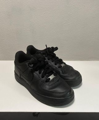 Nike Air Force 1 Negras Talla 37.5