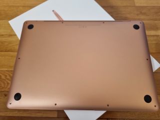 MacBook Air M1 13 8GB RAM 256GB SSD Oro