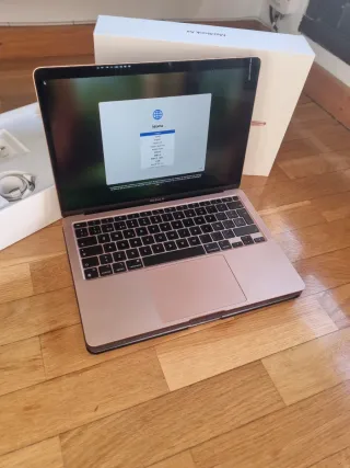 MacBook Air M1 13 8GB RAM 256GB SSD Oro