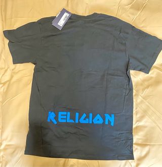 Camiseta Religion Negra con Águila