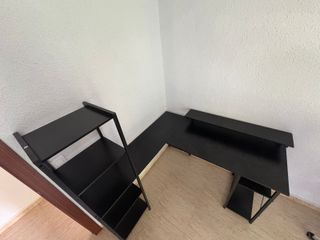 Escritorio L Negro con Soporte Monitor