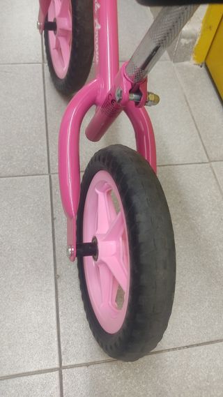 Bicicleta sin pedales Chicco Rosa