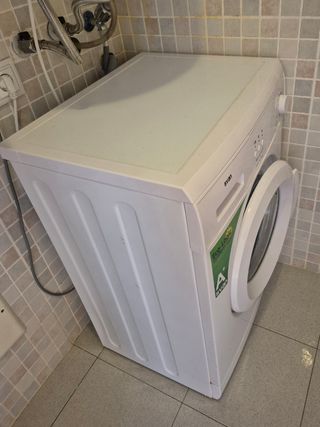 Lavadora Svan 5 kg A+. 600 rpm. Carga frontal. 