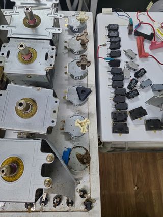 Piezas de recambio para microondas