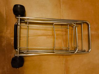 Carrito plegable para transporte.