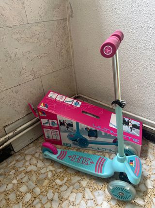 Patinete infantil 3 ruedas azul y rosa