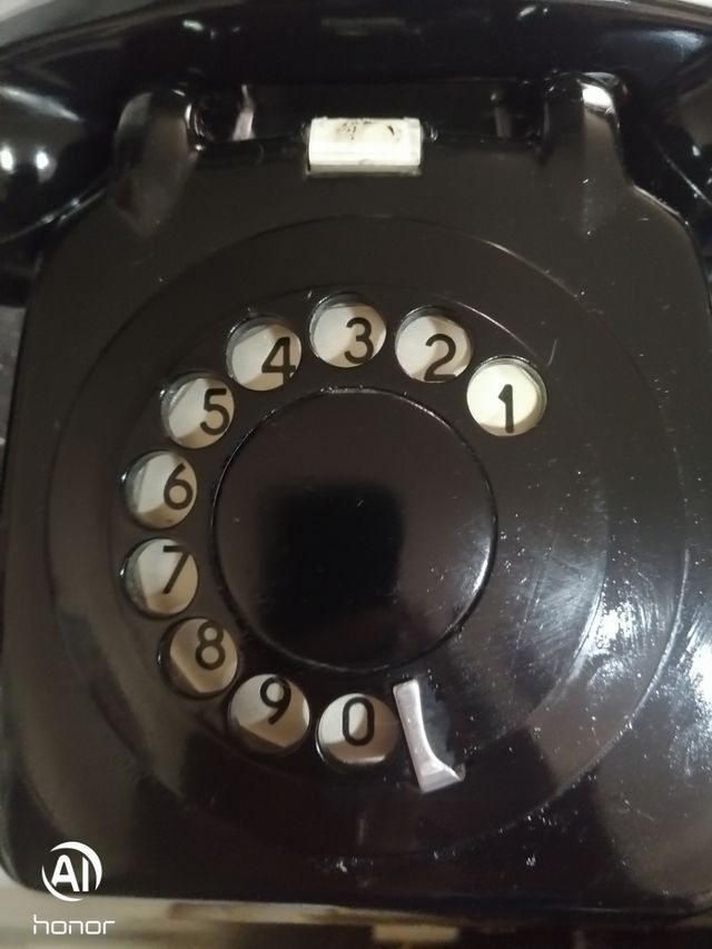 Teléfono Antiguo Negro Muy Cuidado