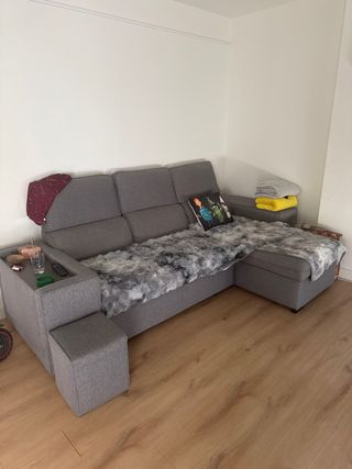 Sofá Cama Gris Tela - 5 Meses de Uso