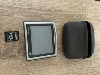GPS TomTom ONE + Tarjeta SD Kingston