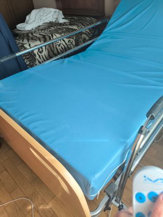 Cama articulada eléctrica