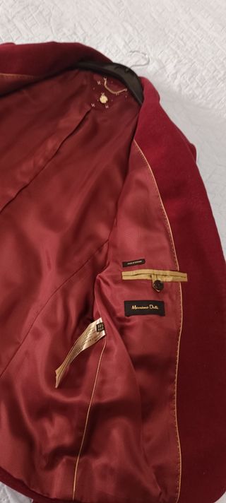 Chaqueta Massimo Dutti burdeos