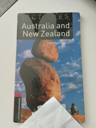 Oxford Bookworms Factfiles: Australia and New Z...