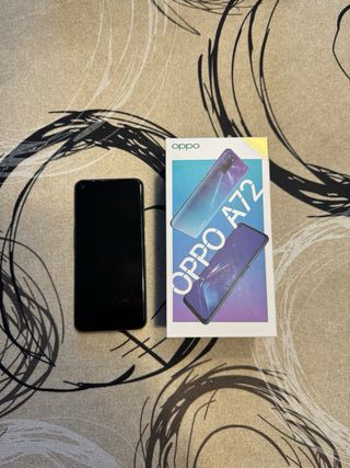 Oppo A72 colore Aurora Purple.