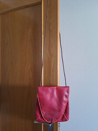 Bolso de piel Marroquí morado 
