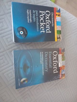 Oxford Essential Dictionary and CD-ROM Pack 2E:...