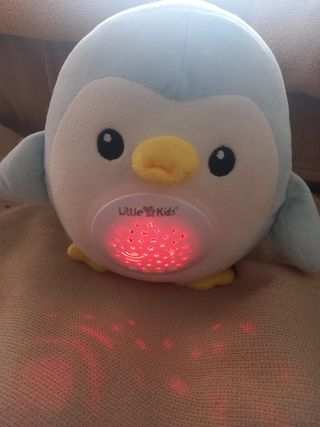 Peluche Pingüino Musical con Luz