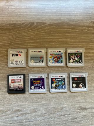 Nintendo 2DS XL negra y azul + Juegos y Accesorios