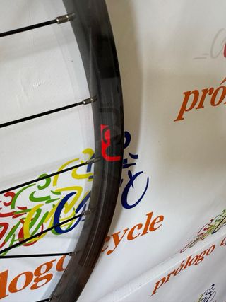 Rueda Delantera 27.5 Disco 6 Tornillos