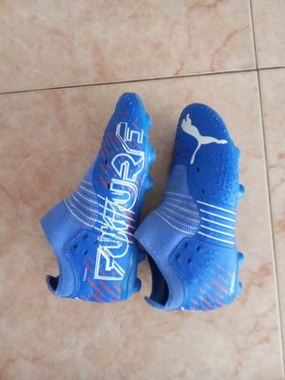 Zapatillas de fútbol Puma niño azul