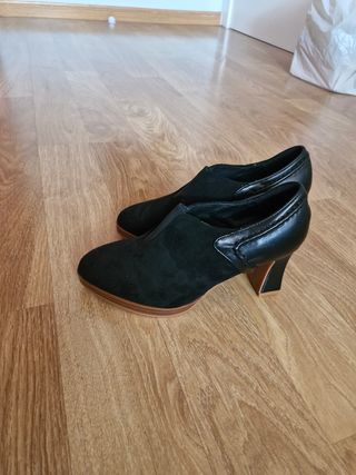 Zapatos de tacón negros talla 37