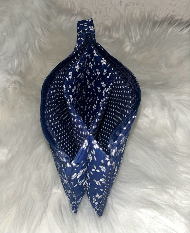 Bolso de mano acolchado floral