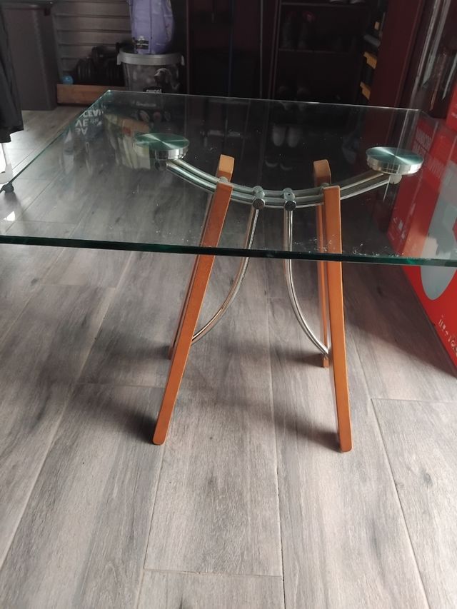 Mesa de centro cristal y madera
