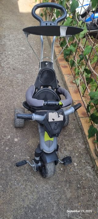 Triciclo infantil