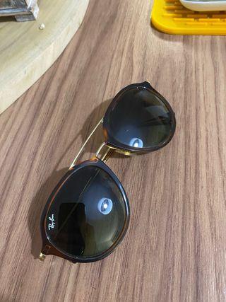 Gafas de sol Ray-Ban 4253 820/A6 Marrón