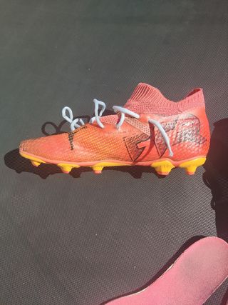 Botas Fútbol Puma Alta Gama Rojas 37,5