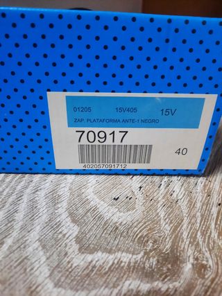 Zapatos de tacón negros para mujer
