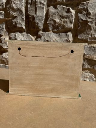 Mueble para llaves de madera pintado