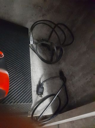 PS4 (PlayStation 4) Negra con Mando