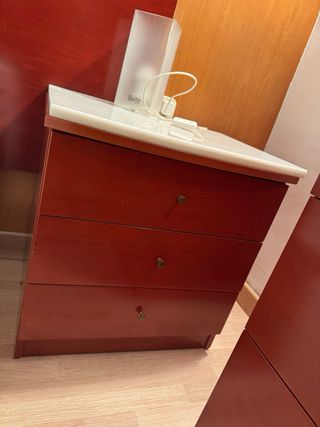 Conjunto Clásico: Cabecero, 2 Mesitas y Cómoda