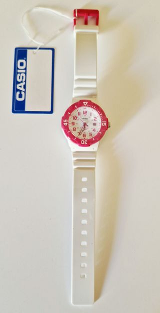 Reloj Casio LRW200H-4BV ORIGINAL NUEVO