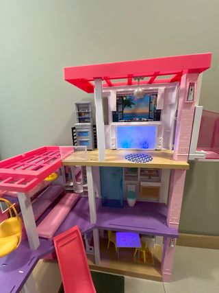 Casa Barbie Dreamhouse 2021 en Muy Buen Estado