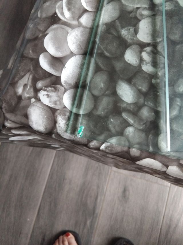 Repisa de cristal transparente