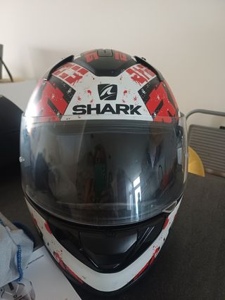 Casco de Moto Shark con Bolsa y Manual