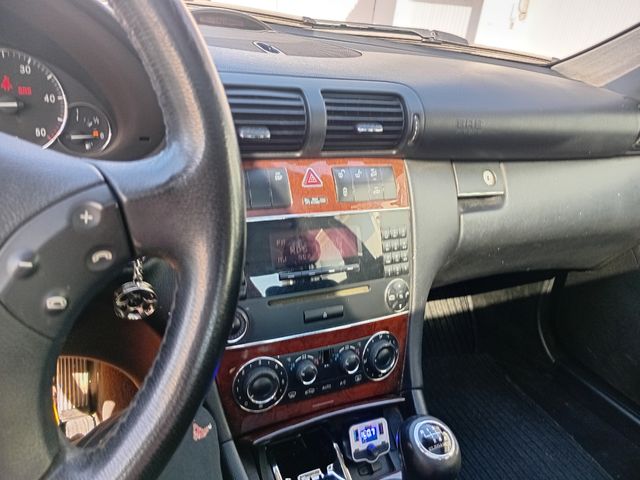 Mercedes-Benz Classe C (206) 2006