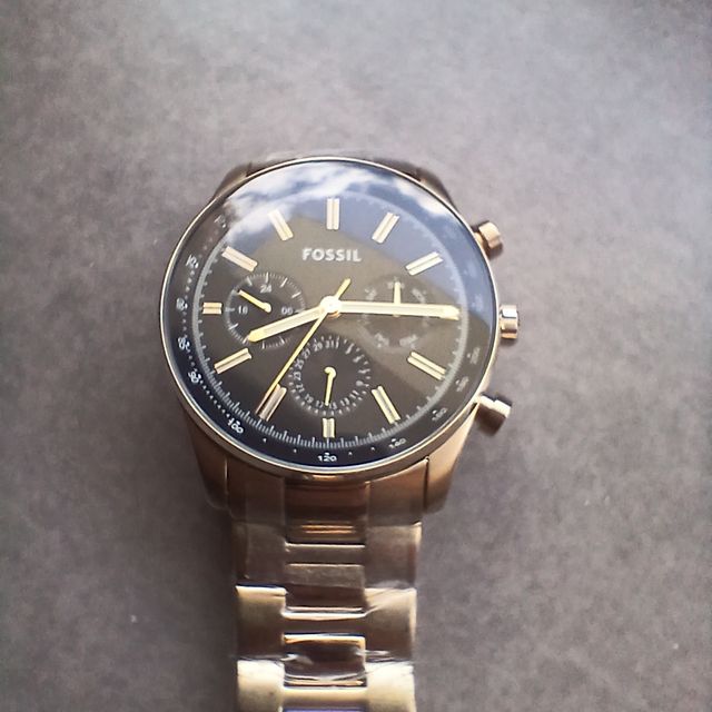 Relógio Fossil Dourado Novo