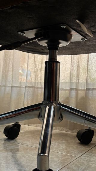 Silla de oficina giratoria de tela marrón vidaXL