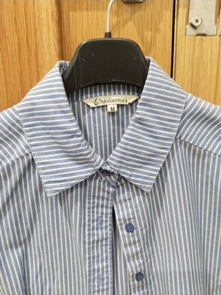 Camisa rayas azules y blancas M