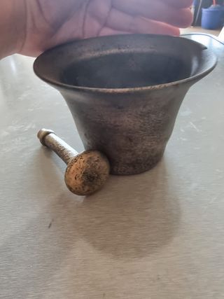 Mortero y maza de cobre