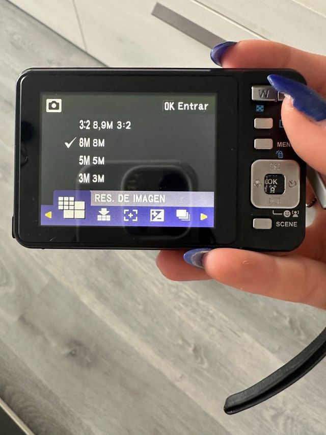 Cámara Pentax Optio E85 12.1 MP Negra