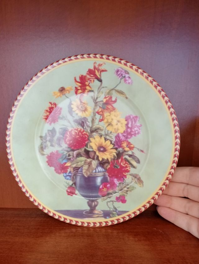 Set 3 piatti decorati con fiori porcellana