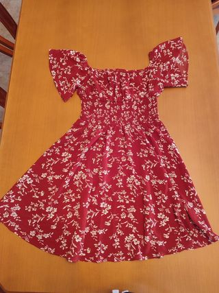 Vestido corto rojo floral