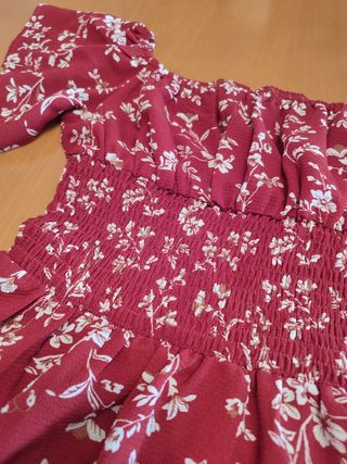 Vestido corto rojo floral