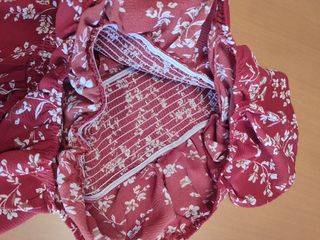 Vestido corto rojo floral