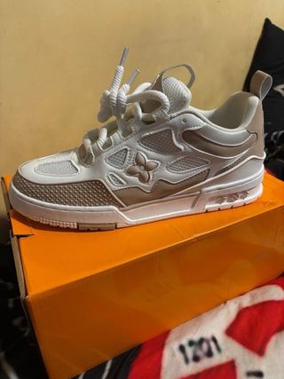 Zapatillas Louis Vuitton Beige y Blancas
