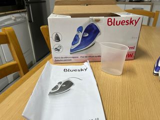 Plancha Bluesky 2000W Azul