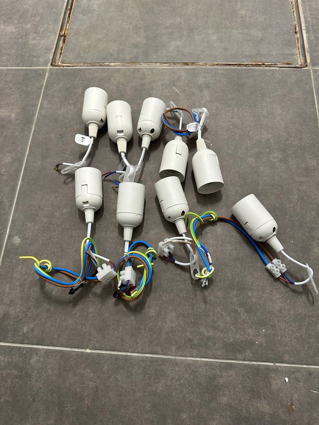 9 Casquillos Portalámparas E27